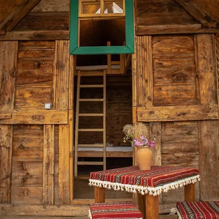 Heredot'S House Anbar. B&B Finike